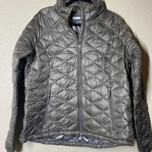 Columbia woman’s puffy jacket